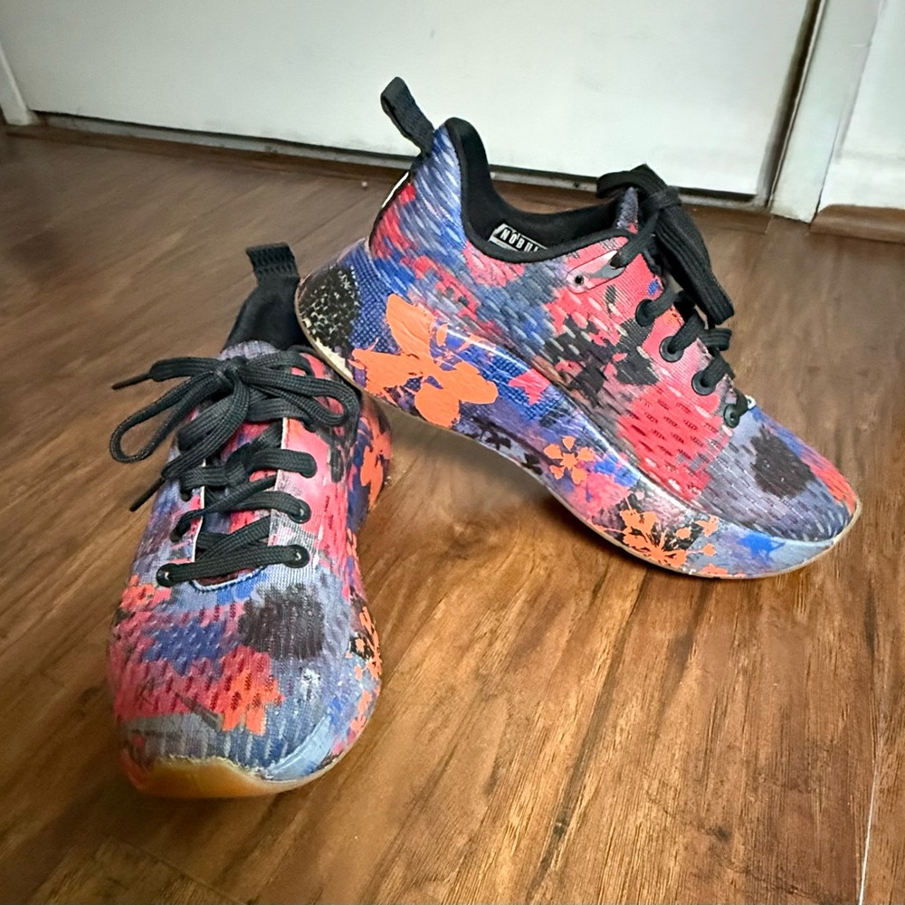 NOBULL Floral Multicolor Sneakers shoes 6.5